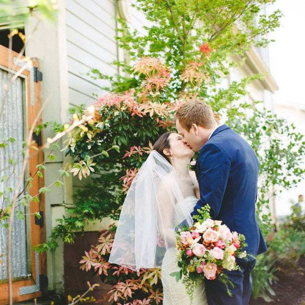 Meet your Posher, Adrianne